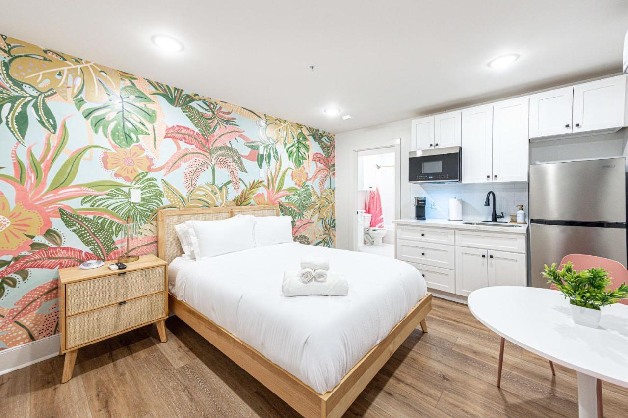 Pastel Tropics Studio Apartment Galveston Esterno foto